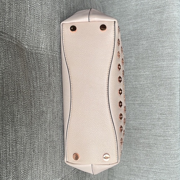 MICHAEL KORS Light Pink Leather Studded Bedford
Satchel - Picture 4 of 12